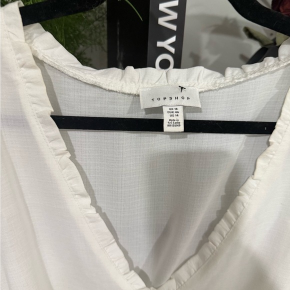 Topshop Cream V-Neck Ruffle Blouse size 14 - Picture 3 of 5